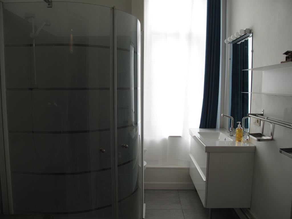 Apartment Jules & Jim Dinant Szoba fotó